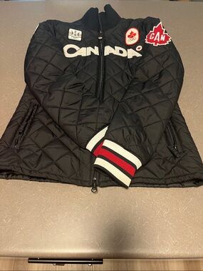 Ladies Vancouver 2010 Olympic Jacket Canada Sz Small. Hudson Bay Co.